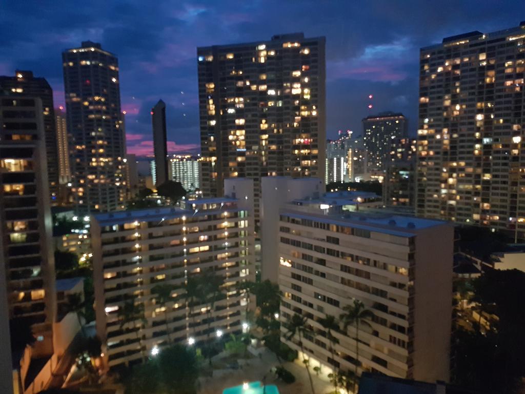 Gem Of Waikiki At Inn On The Park Honolulu Zewnętrze zdjęcie